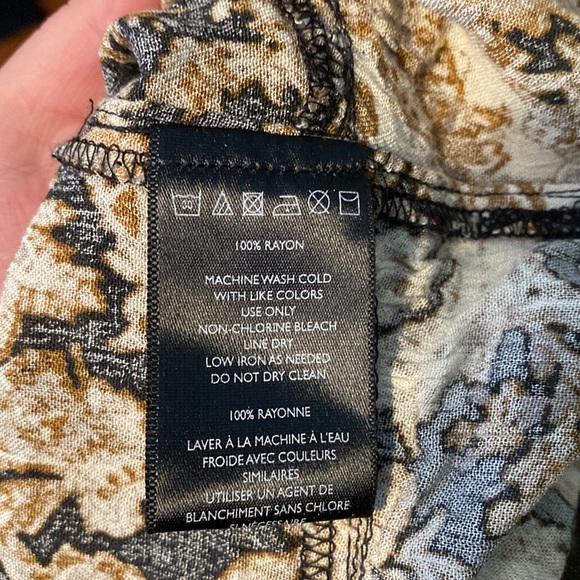 Ecote Oversized Blouse - Picture 10 of 10